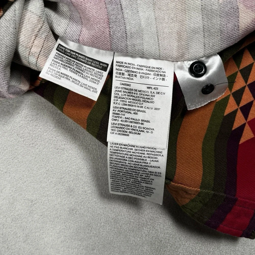 Levi's Indian Blanket Southwest Navajo Aztec Shirt Men M‎ Modern Fit Button Down